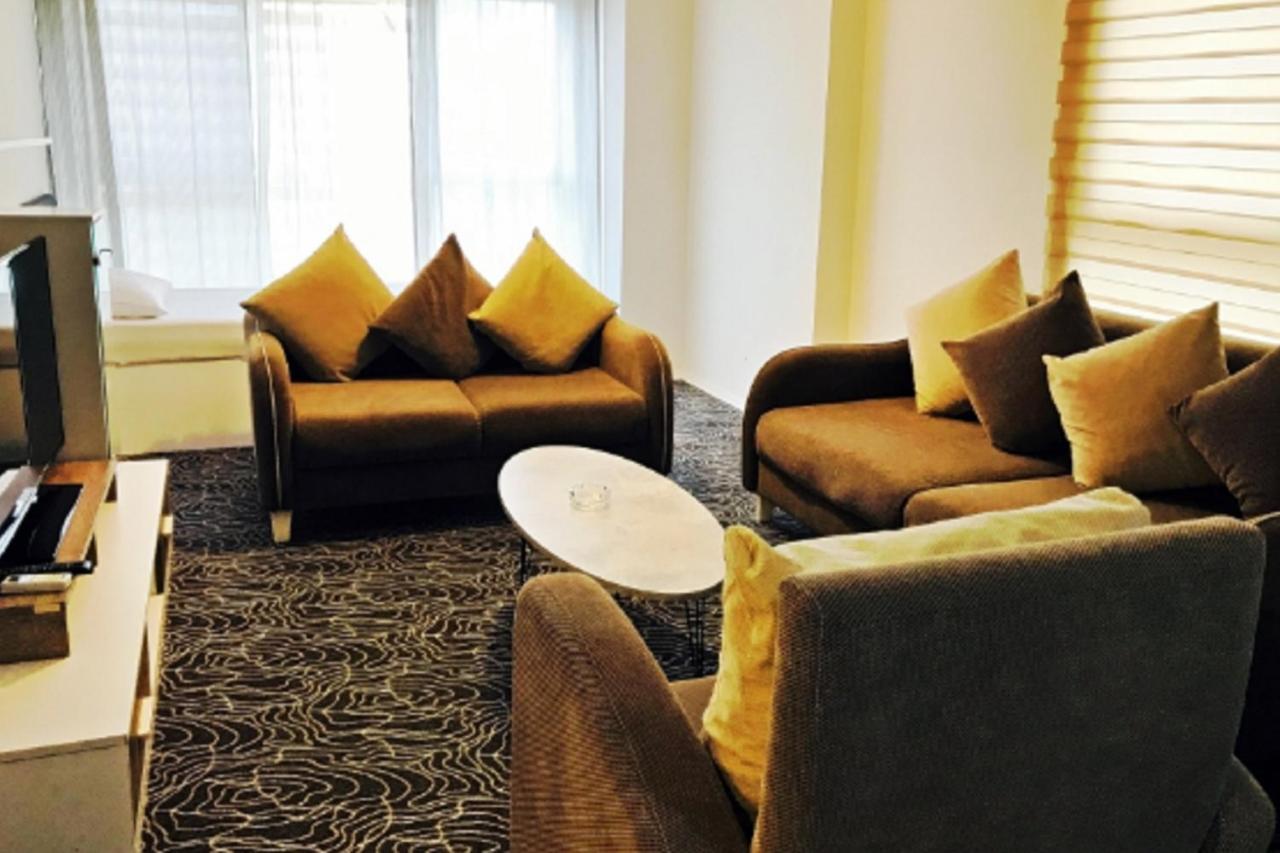 The Tuyap Ozyurtlarsuites อิสตันบูล ภายนอก รูปภาพ